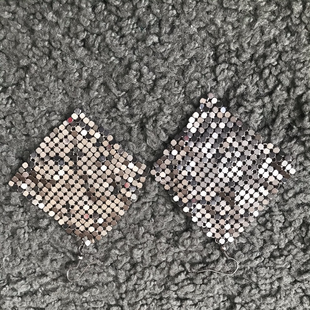 Glamour Earrings
